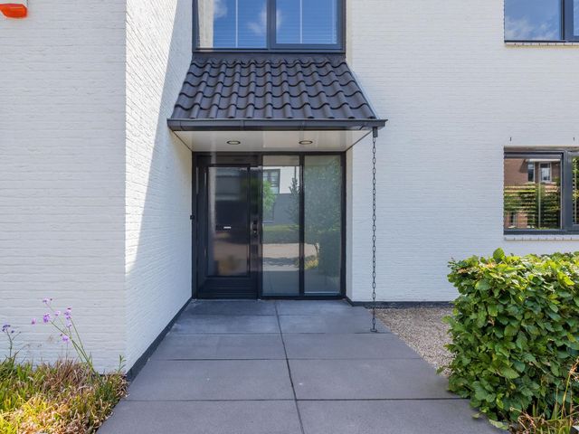 Ringvaartzijde 15, Lisse