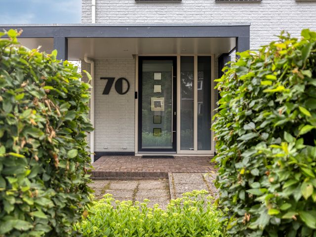 Stationsstraat 70, Scheemda
