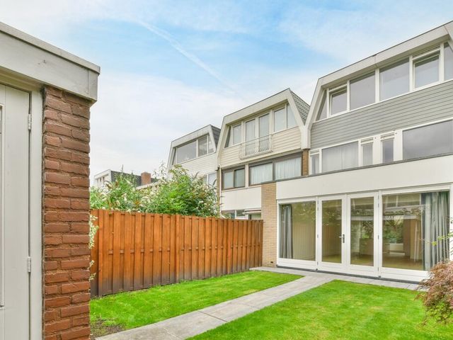 Hoeksewaard 15, Amstelveen