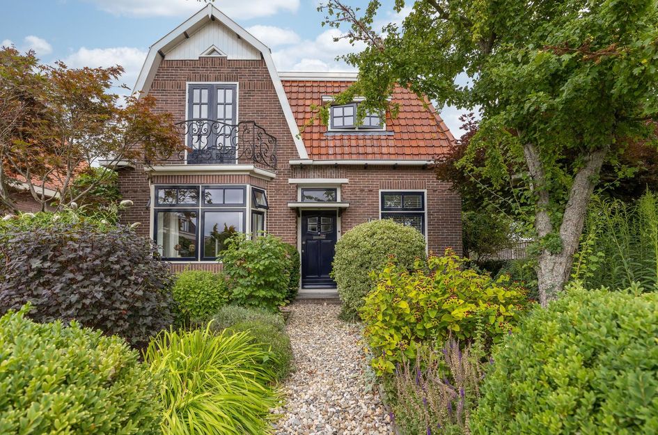 Dr.Nuijensstraat 43