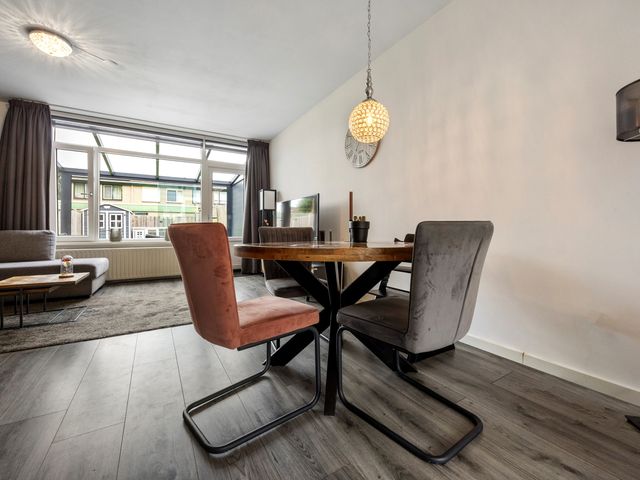 Iepenlaan 60, Duiven