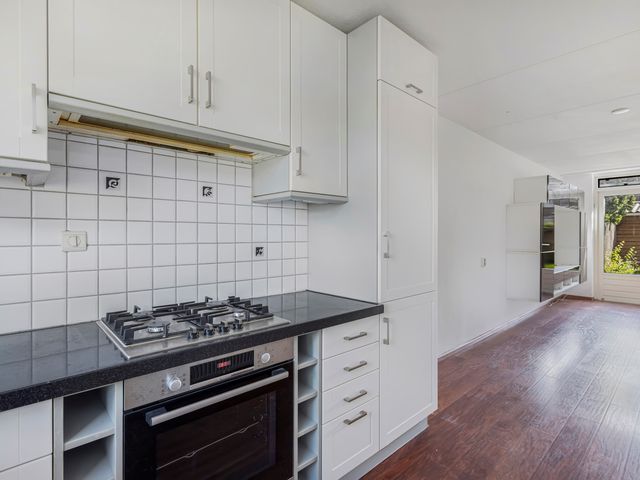 Rietzangerstraat 11, Emmeloord