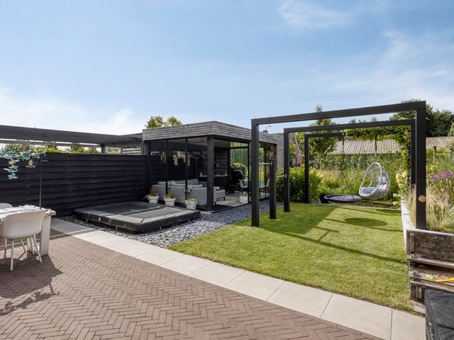 Turfsteker 3, Veenendaal