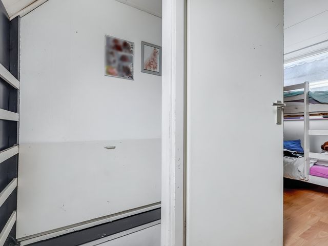 Nieuweweg 13, Strijensas