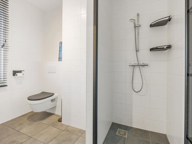 Koekoek 66, Uithoorn