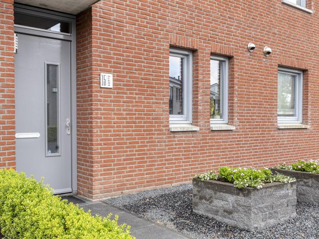 Havikskruid 15, Berghem