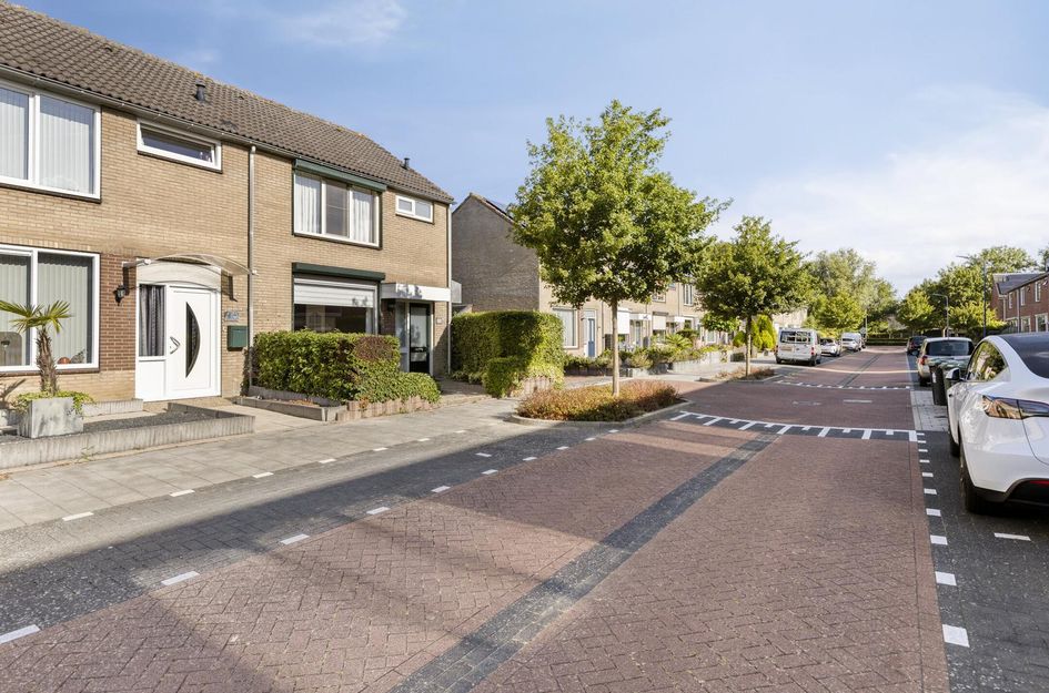 Volkerakstraat 22