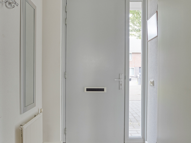 Marmotstraat 18, Helmond