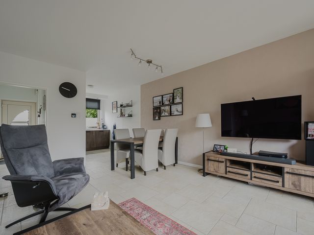 Beverveen 419, Spijkenisse