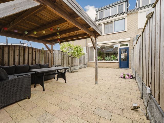 Beverveen 419, Spijkenisse