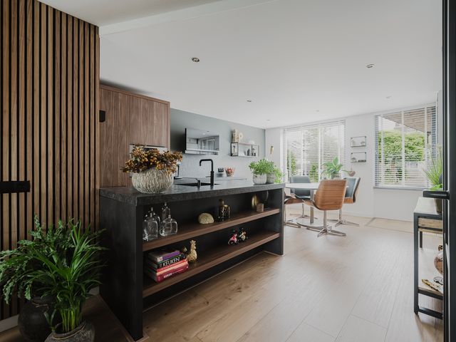Rosa Spierstraat 2, Spijkenisse
