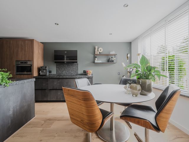 Rosa Spierstraat 2, Spijkenisse