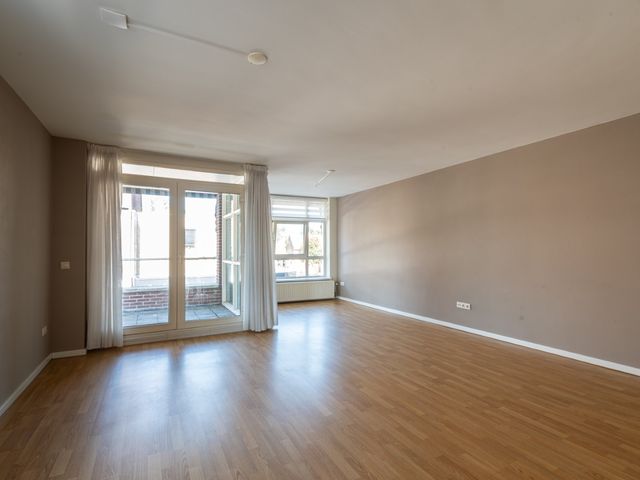 Grotestraat 57 01, Goor