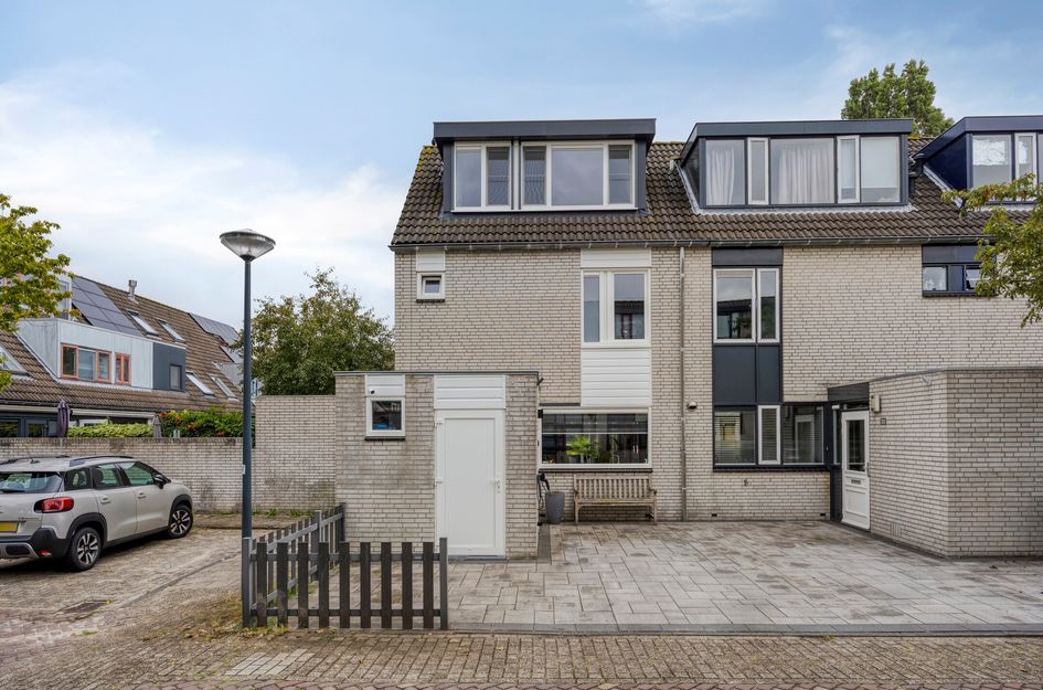 Etty Hillesumstraat 2