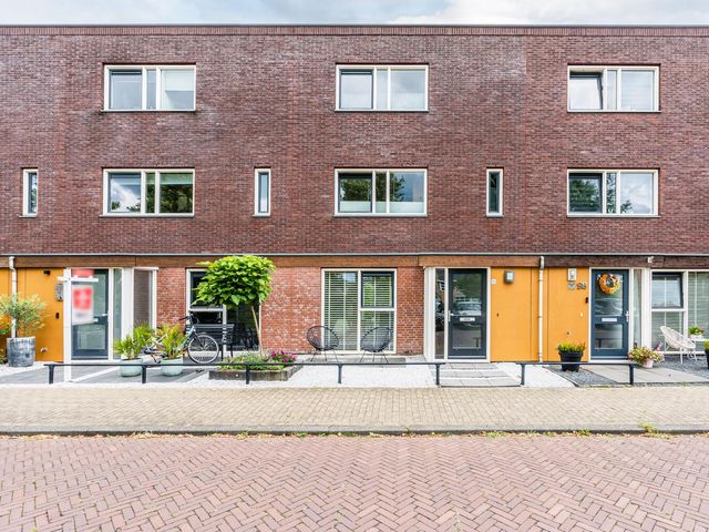 Citroenvlinder 100, Hoogeveen