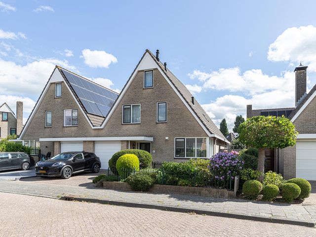 Ridderspoorhof 23, Papendrecht