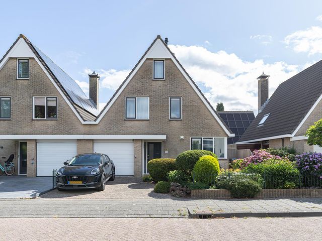 Ridderspoorhof 23, Papendrecht