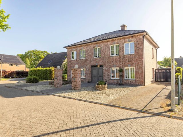 Pinksterbloemlaan 18  , Malle