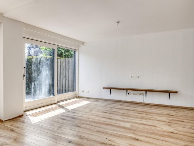 Bandeliersberg 16, Roosendaal