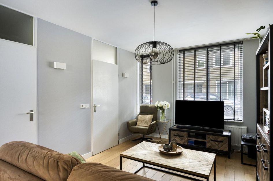 Giessenstraat 11