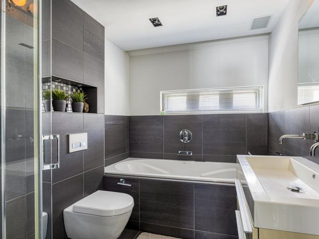 Giessenstraat 11, Tilburg