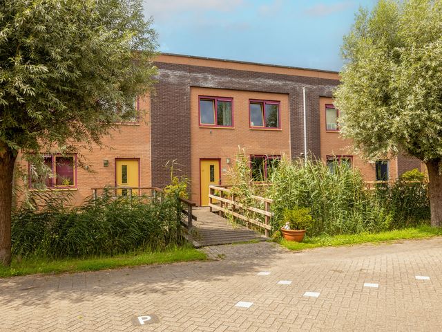 Vrouwenmantel 81, Schoonhoven
