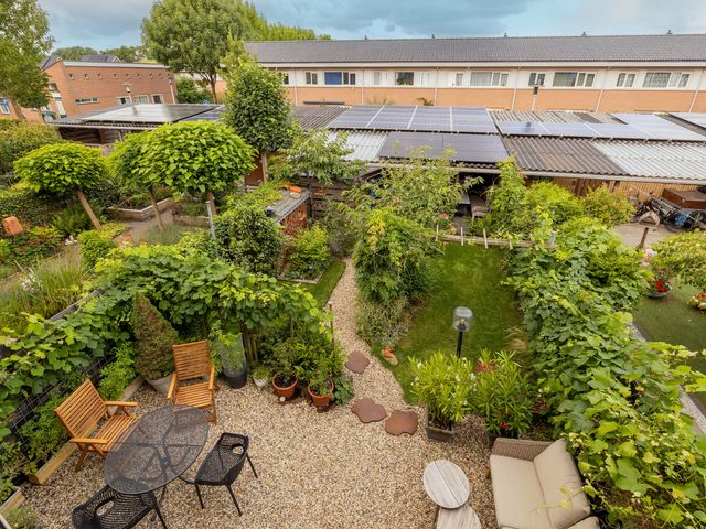 Vrouwenmantel 81, Schoonhoven