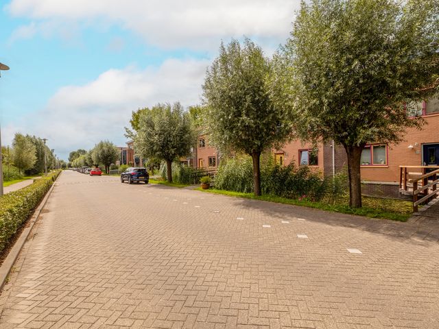 Vrouwenmantel 81, Schoonhoven