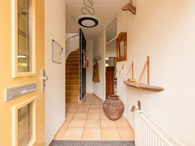 Vrouwenmantel 81, Schoonhoven