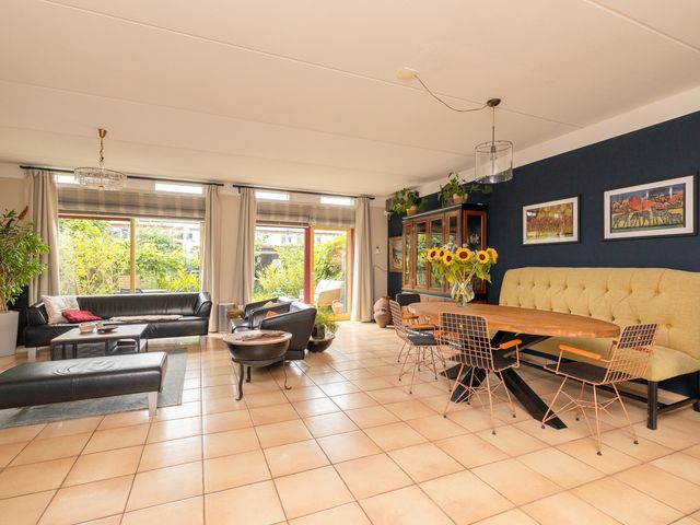 Vrouwenmantel 81, Schoonhoven