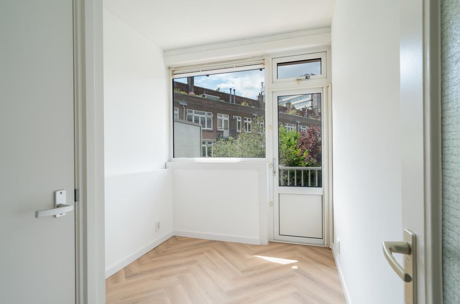Mathenesserlaan 158B