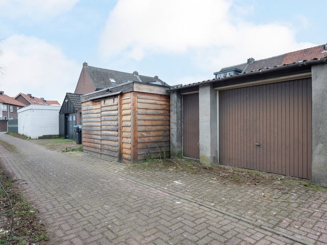 Sint Lambertusstraat 9, Sittard