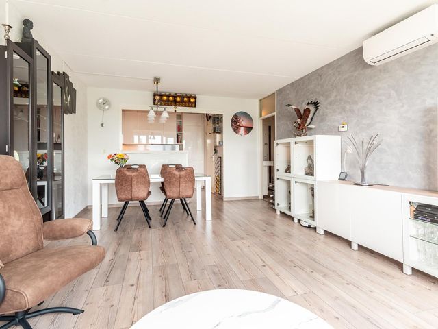 Urkwal 35, Almere