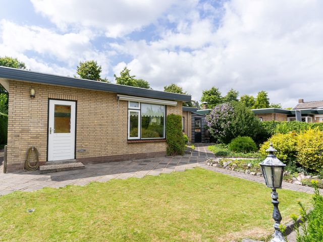 Pastoor Konijnstraat 33, Hoogkarspel