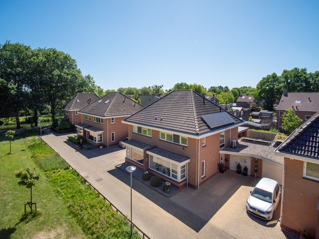 Kruisgang 5, Grootebroek