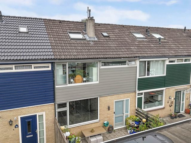Delta 12, Lelystad