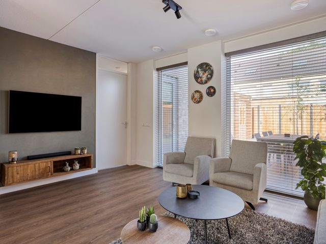 Houtwal 5, Hoeven