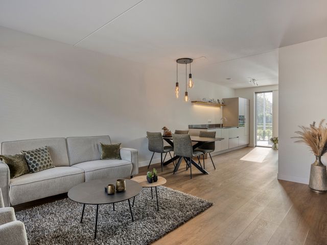 Houtwal 5, Hoeven