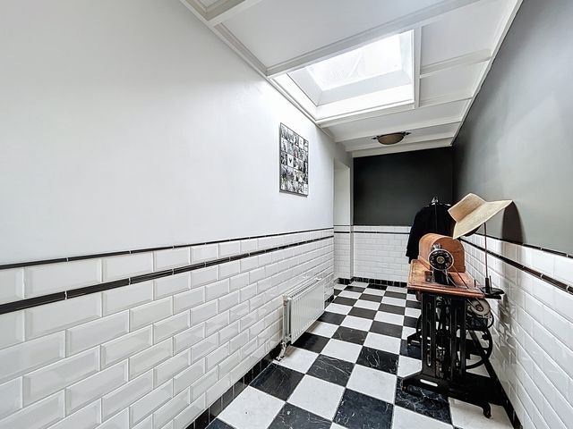 Hogeweg 11, Hoofdplaat
