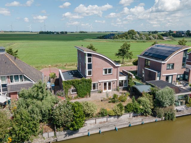 It Mêd 17, Makkum