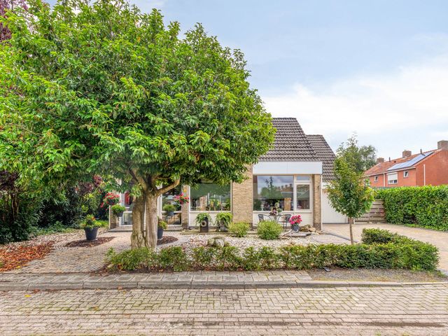 Elzenstraat 5, Nieuwolda