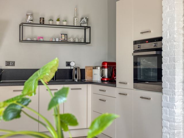 Elzenstraat 5, Nieuwolda