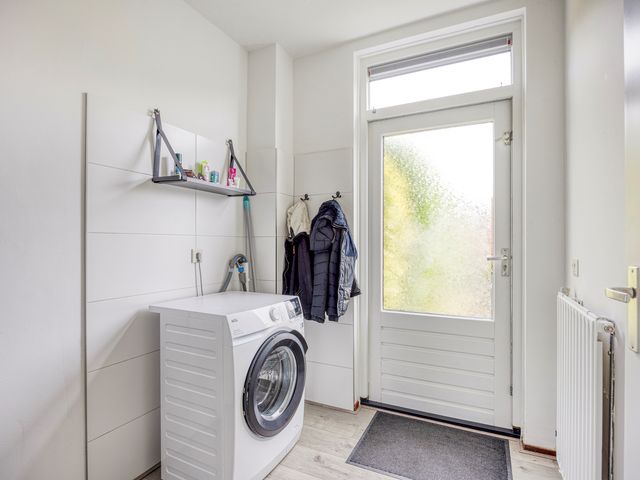 Dollardlaan 80, Scheemda