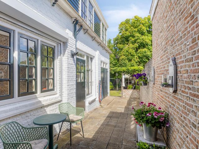 Dorpsstraat 100, Wemeldinge