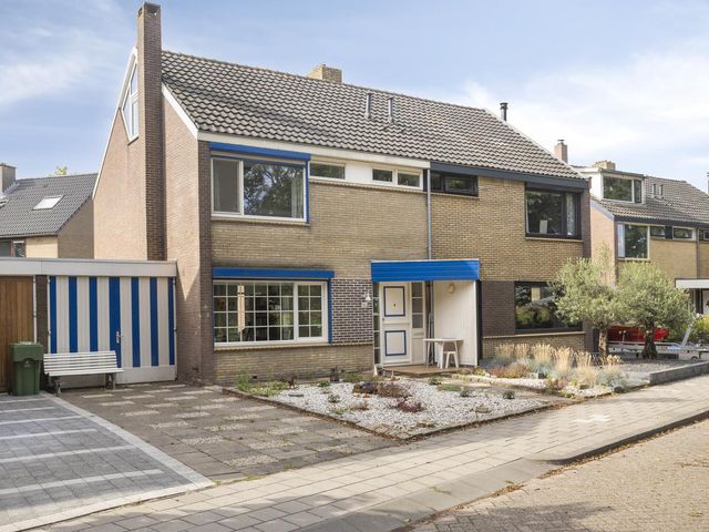Nassaulaan 180, Puttershoek