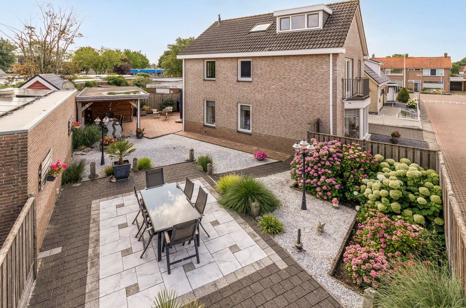 Beatrixstraat 15