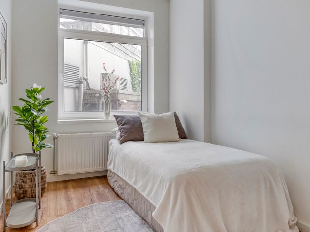 Rösener Manzstraat 163A, Rotterdam