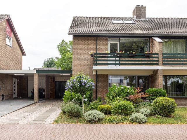 Kasteel Aldenghoorstraat 30, Roermond