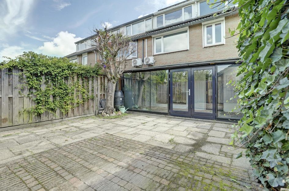 Sem Dresdenstraat 16