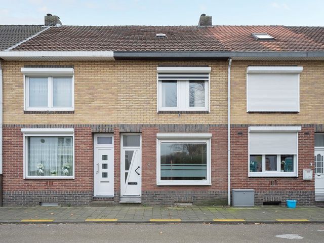 Sint Lambertusstraat 9, Sittard